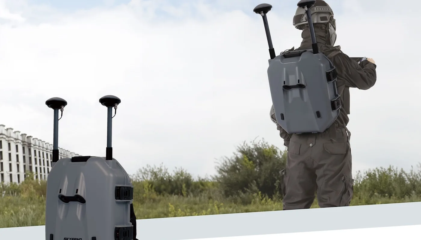 Spoofer portable GNSS deception unit